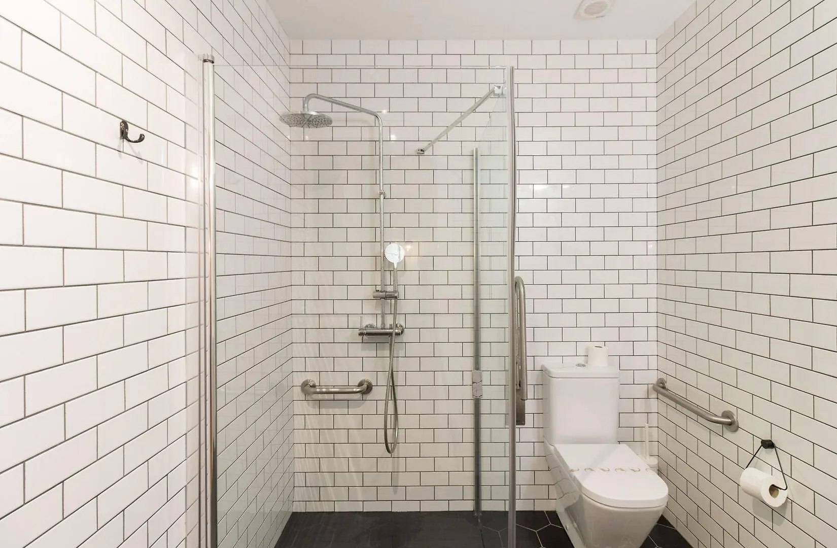Magatzem 128 Guest House Barcelona 3*,