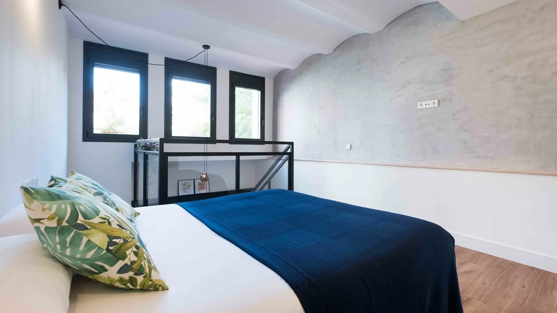 Magatzem 128 Guest House Barcelona