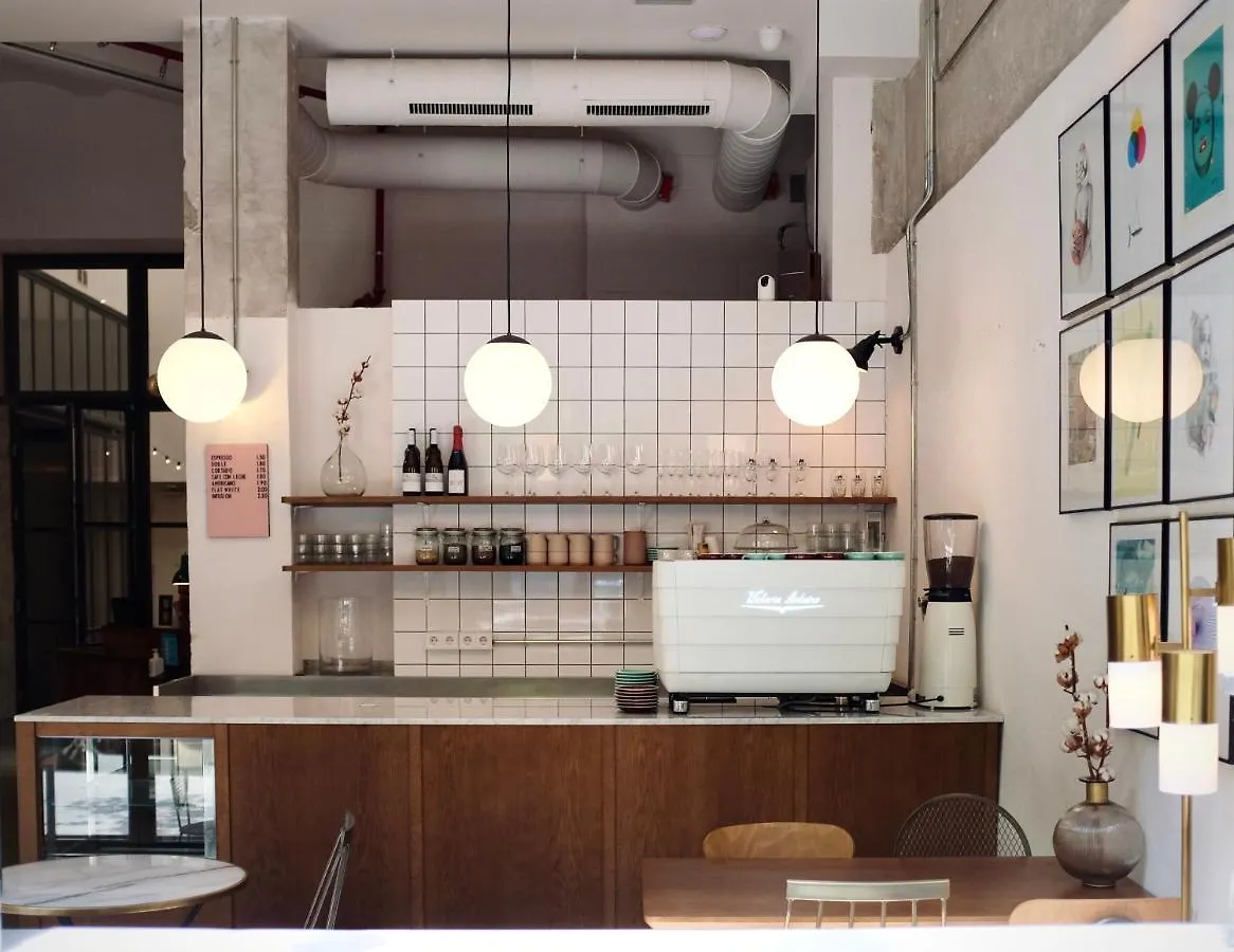 Magatzem 128 Guest House Barcelona